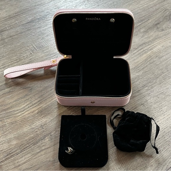 Pink Pandora Travel Jewelry Case - Picture 9 of 16